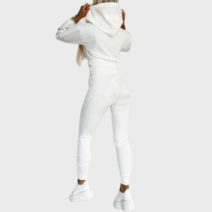 GABRIELINA | ELEGANTNÍ A POHODLNÁ TEPLÁKOVÁ SOUPRAVA