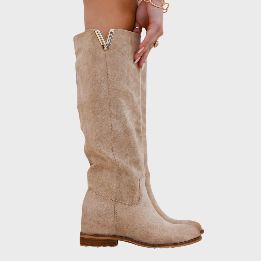 Kafka | Lenka – Elegantní kotníkové boty s vnitřním klínem