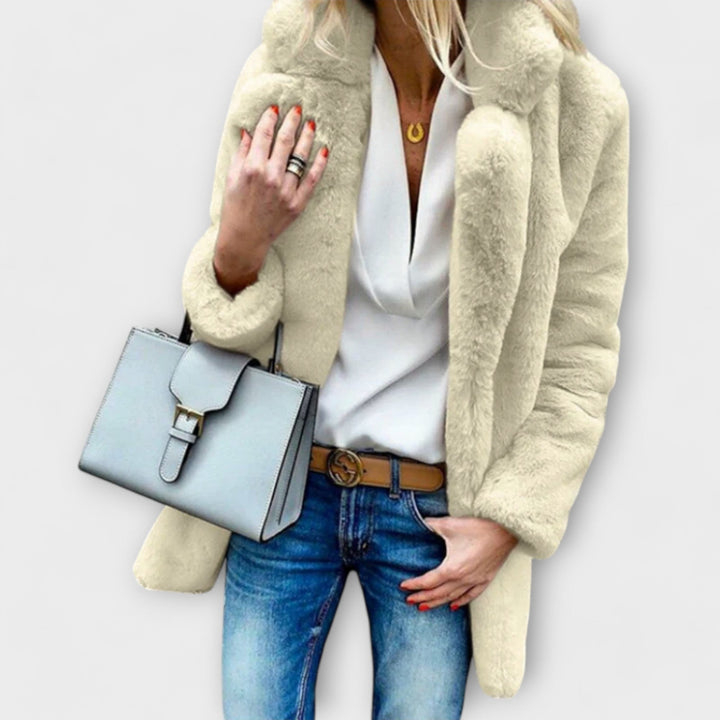 Teplá a měkká zimní bunda